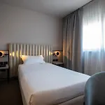 Bv Oly Hotel 4*