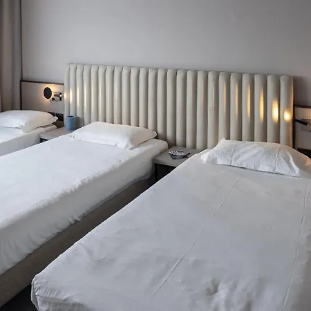 Hotel Bv Oly 4*