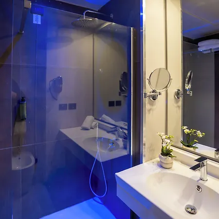 Bv Oly Hotel 4*