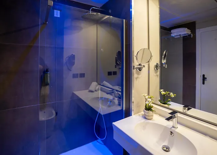 Hotel Bv Oly 4*
