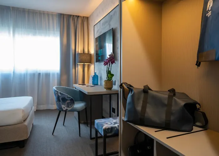 Hotel Bv Oly