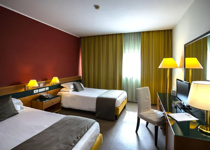 Bv Oly Hotel 4*